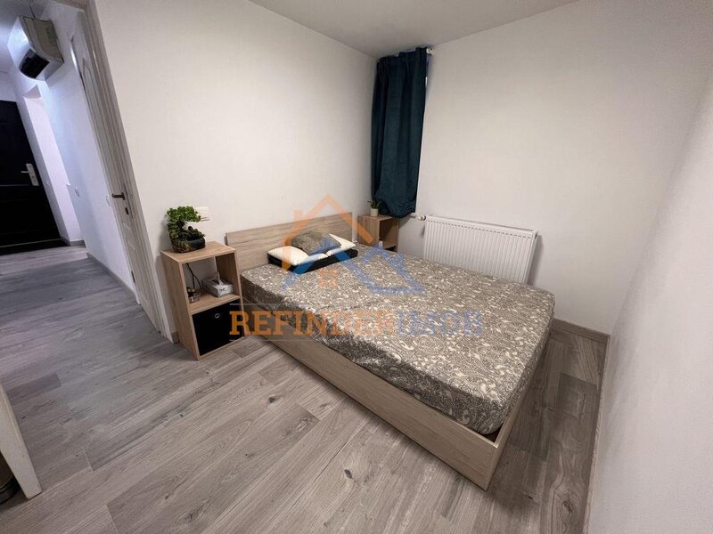 Unirii - Sf. Vineri Apartament 2 camere de vanzare